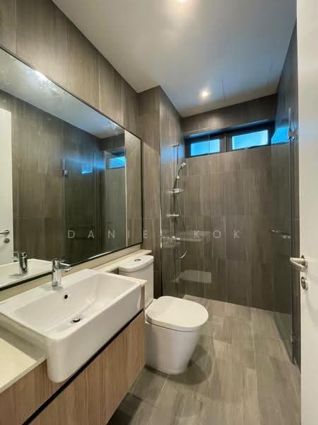 Kediaman Servis untuk Disewa di 10 Stonor - Daniel Kok - Bathroom - PropertyGuru.com.my