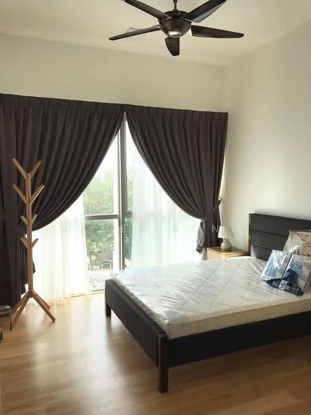 Pangsapuri untuk Dijual di Southern Marina Residences - James Bong - Bedroom - PropertyGuru.com.my