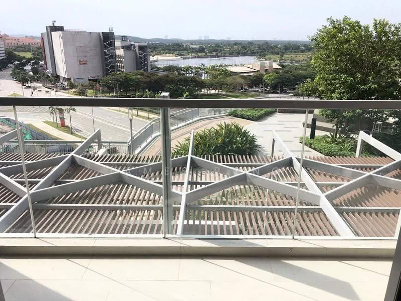 Pangsapuri untuk Dijual di Southern Marina Residences - James Bong - Balcony - PropertyGuru.com.my