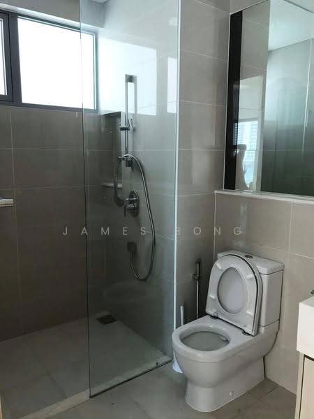 Pangsapuri untuk Dijual di Southern Marina Residences - James Bong - Bathroom - PropertyGuru.com.my