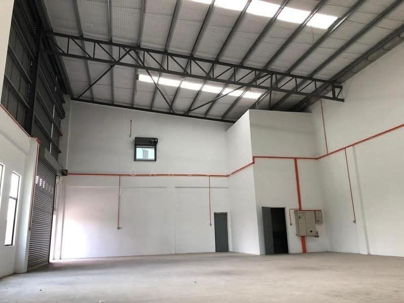 Semi-D Factory for Rent in Eco Business Park 2 Senai (Senai) - Carson . - Interior - PropertyGuru.com.my