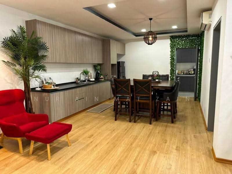Service Residence for Sale at Residensi Cyberjaya Lakefront - Nur Ain Mat Zain - Kitchen - PropertyGuru.com.my