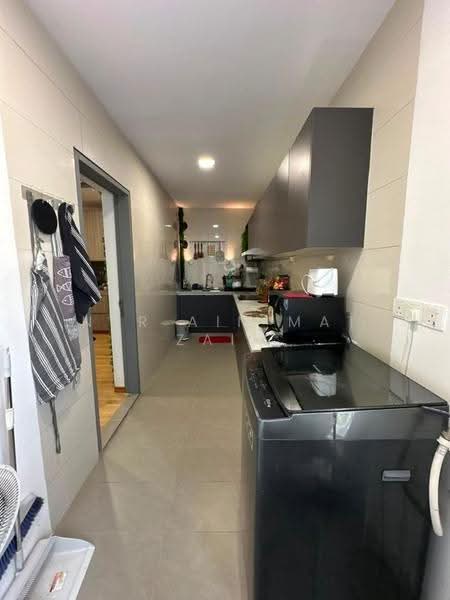 Service Residence for Sale at Residensi Cyberjaya Lakefront - Nur Ain Mat Zain - Kitchen - PropertyGuru.com.my