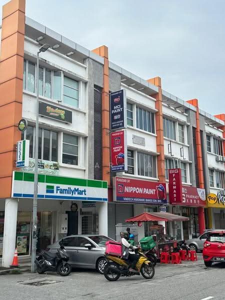 Kedai untuk Disewa di Bandar Seri Putra (Bangi) - Oscar Tan - Exterior - PropertyGuru.com.my