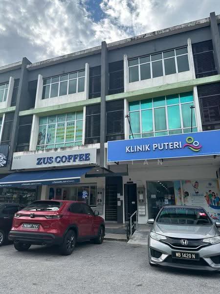 Kedai untuk Disewa di Bandar Seri Putra (Bangi) - Oscar Tan - Exterior - PropertyGuru.com.my