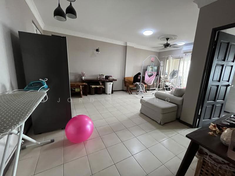 Kondominium untuk Disewa di Paradesa Tropica - Jordan Fong - Living Room - PropertyGuru.com.my
