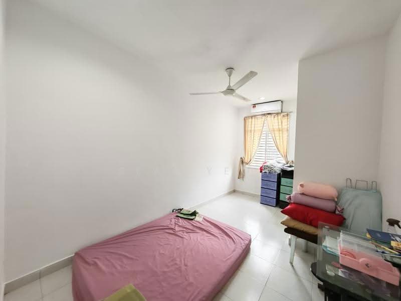 2-storey Terraced House for Sale in Taman Bestari Indah (Ulu Tiram) - Sean Yeoh - Bedroom - PropertyGuru.com.my