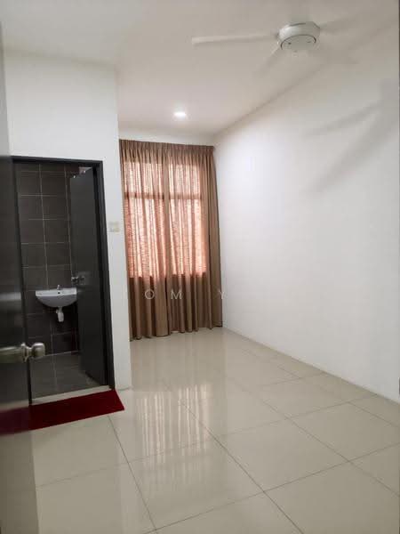 Rumah Teres untuk Dijual di Kuala Selangor (Selangor) - Tom Yip - Bathroom - PropertyGuru.com.my