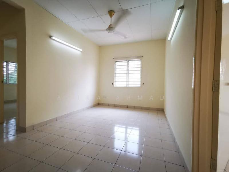 Terraced House for Sale in Taman Aman Putra (Puchong) - Azira Ahmad - Interior - PropertyGuru.com.my