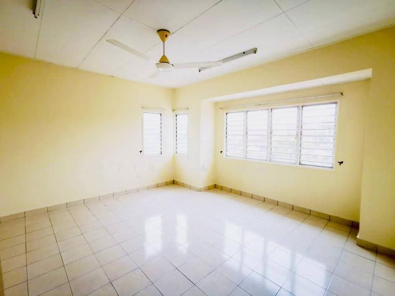 Terraced House for Sale in Taman Aman Putra (Puchong) - Azira Ahmad - Interior - PropertyGuru.com.my