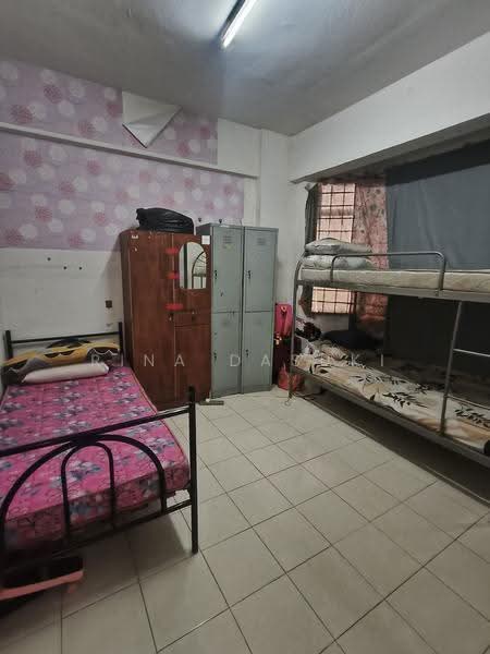 Flat for Sale at Pangsapuri Villamas - Rina Dasuki - Bedroom - PropertyGuru.com.my