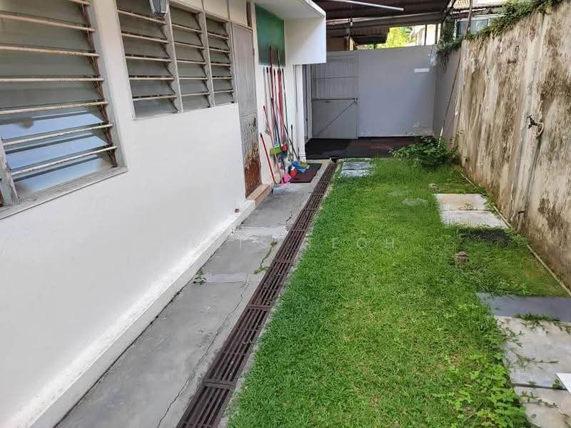 Semi-Detached House for Sale in Tanjung Bungah (Penang) - Chris Teoh - Exterior - PropertyGuru.com.my