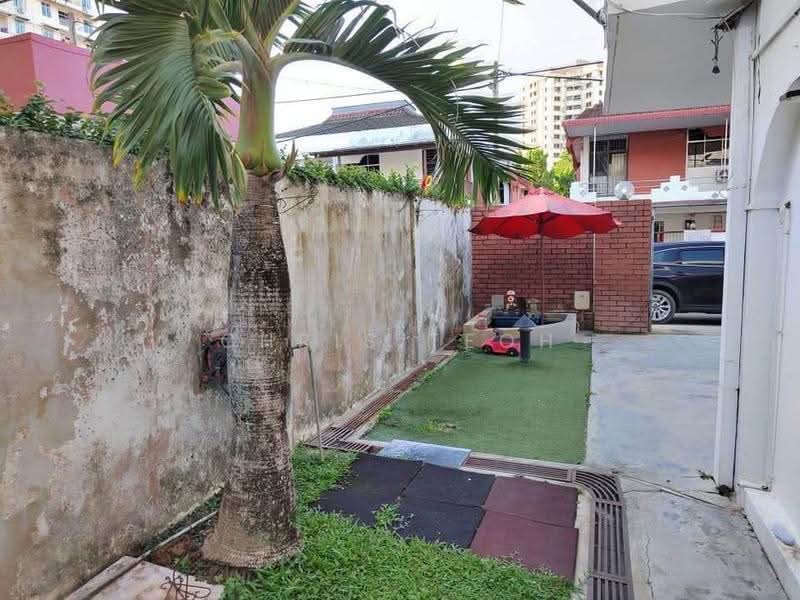 Semi-Detached House for Sale in Tanjung Bungah (Penang) - Chris Teoh - Exterior - PropertyGuru.com.my