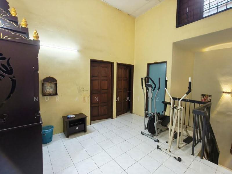 Rumah Teres 2-Tingkat untuk Dijual di Shah Alam (Selangor) - Nur Ain Mat Zain - PropertyGuru.com.my