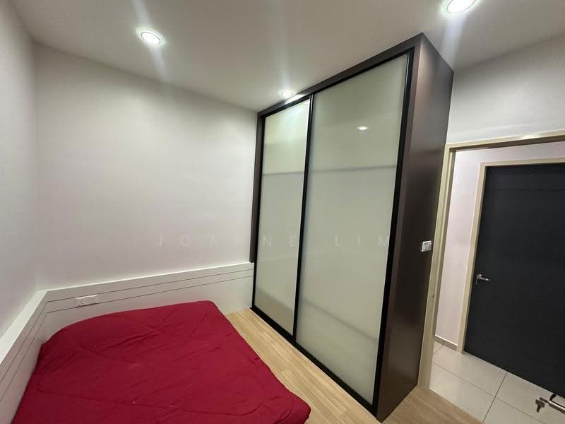 Service Residence for Sale at Parkland Residence - Ann Lim - Bedroom - PropertyGuru.com.my