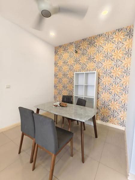 Service Residence for Rent at D'Pristine - Valerie Saw - Dining Room - PropertyGuru.com.my