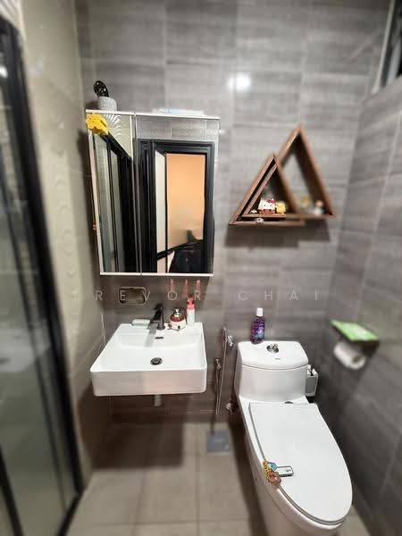 Service Residence for Sale at Symphony Tower (Menara Simfoni) - Trevor Chai - Bathroom - PropertyGuru.com.my