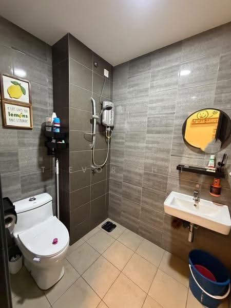 Service Residence for Sale at Symphony Tower (Menara Simfoni) - Trevor Chai - Bathroom - PropertyGuru.com.my