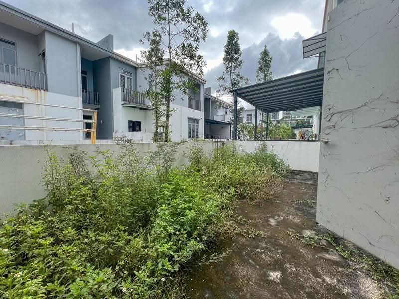 Rumah Teres 2-Tingkat untuk Dijual di D'Island (Puchong) - Azira Ahmad - Exterior - PropertyGuru.com.my