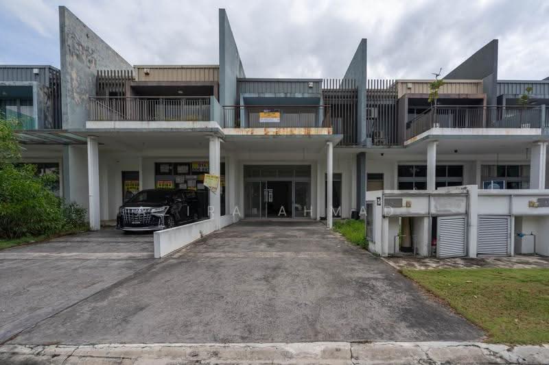 Rumah Teres 2-Tingkat untuk Dijual di D'Island (Puchong) - Azira Ahmad - Exterior - PropertyGuru.com.my