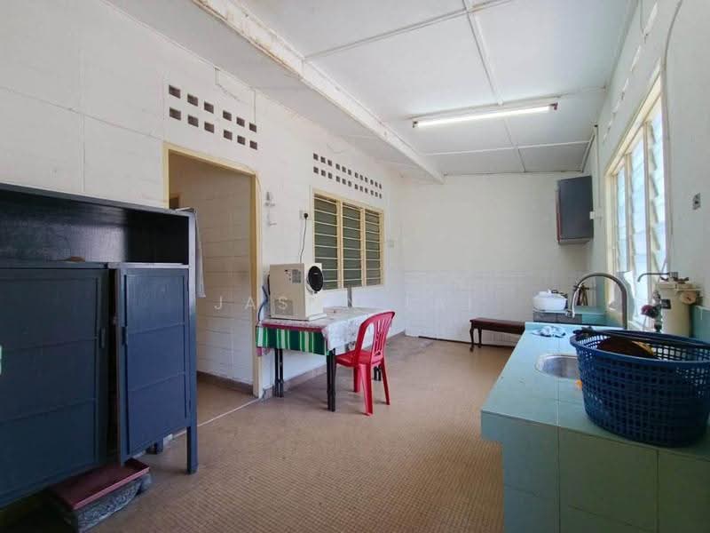 Rumah Teres 1-Tingkat untuk Dijual di Taman Kepong Baru (Batu) - Jason Lai - Kitchen - PropertyGuru.com.my