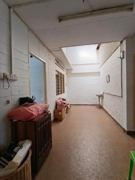 Rumah Teres 1-Tingkat untuk Dijual di Taman Kepong Baru (Batu) - Jason Lai - Corridor - PropertyGuru.com.my