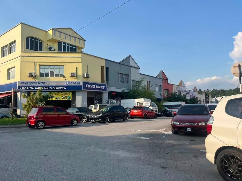 Shop / Office untuk Dijual di Taman Puncak Jalil (Seri Kembangan) - Jason Lai - Exterior - PropertyGuru.com.my