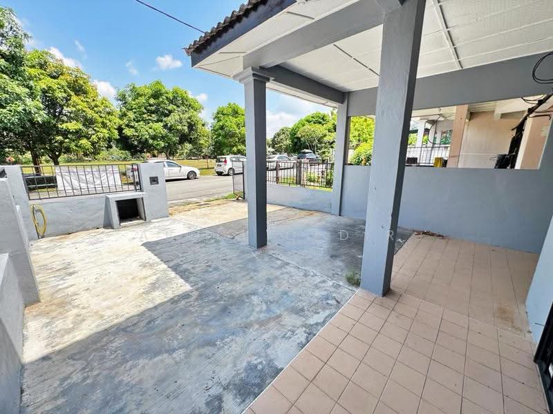 2-storey Terraced House for Sale in Taman Dahlia (Sepang) - Abdul Qadir - PropertyGuru.com.my
