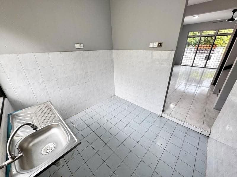 2-storey Terraced House for Sale in Taman Dahlia (Sepang) - Abdul Qadir - PropertyGuru.com.my