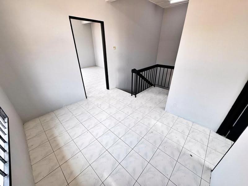 2-storey Terraced House for Sale in Taman Dahlia (Sepang) - Abdul Qadir - PropertyGuru.com.my