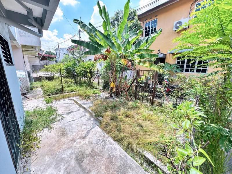2-storey Terraced House for Sale in Taman Dahlia (Sepang) - Abdul Qadir - PropertyGuru.com.my