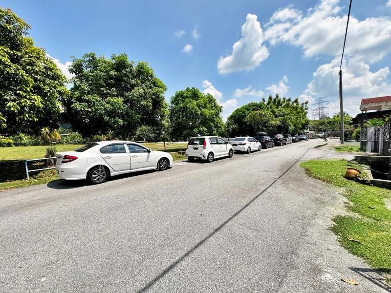 2-storey Terraced House for Sale in Taman Dahlia (Sepang) - Abdul Qadir - PropertyGuru.com.my