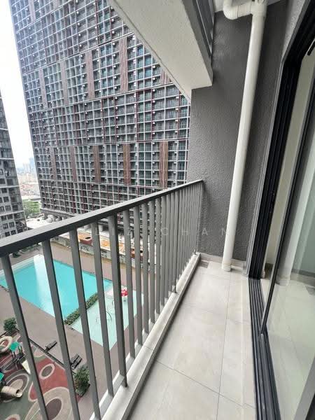 Kediaman Servis untuk Disewa di 168 Park Residensi Selayang - Eliz Chan - Balcony - PropertyGuru.com.my