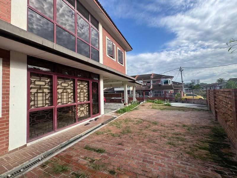 Rumah Teres 2-Tingkat untuk Dijual di Bandar Sungai Long (Selangor) - Haley Chern - Exterior - PropertyGuru.com.my