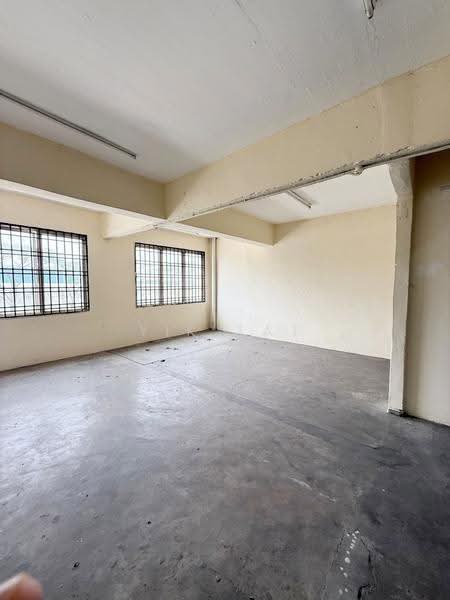 Shop / Office for Sale in Taman Saleng Jaya (Kulai) - Yik Tat - Interior - PropertyGuru.com.my