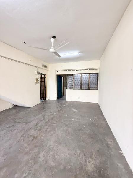 Shop / Office for Sale in Taman Saleng Jaya (Kulai) - Yik Tat - Interior - PropertyGuru.com.my