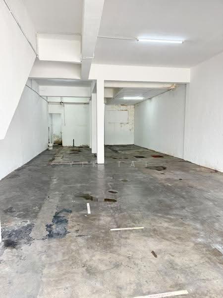 Shop / Office for Sale in Taman Saleng Jaya (Kulai) - Yik Tat - Interior - PropertyGuru.com.my