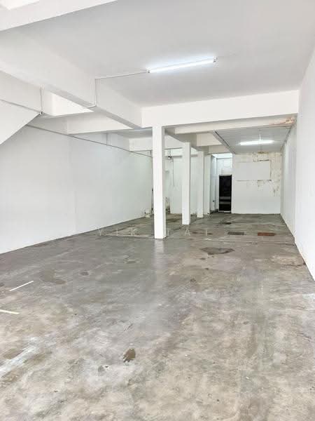 Shop / Office for Sale in Taman Saleng Jaya (Kulai) - Yik Tat - Interior - PropertyGuru.com.my