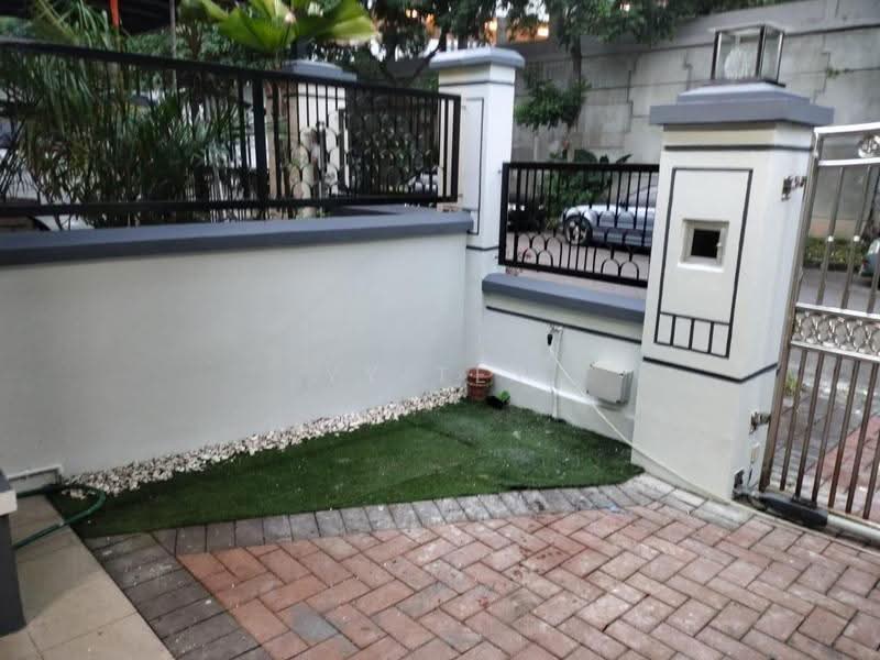 2-storey Terraced House for Rent in Taman Molek (Johor Bahru) - YY Tey - Exterior - PropertyGuru.com.my