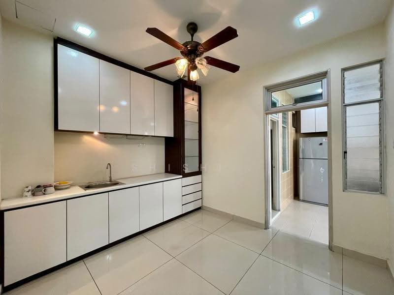 Cluster House for Sale in Taman Kempas Indah (Tebrau) - Shishi . - PropertyGuru.com.my