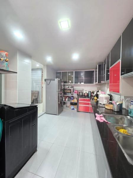 Rumah Teres 2-Tingkat untuk Dijual di Taman Setia Indah (Tebrau) - Emily Hau - Kitchen - PropertyGuru.com.my