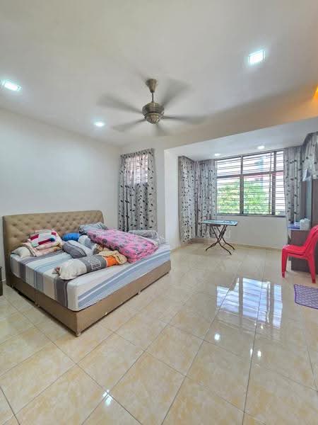 Rumah Teres 2-Tingkat untuk Dijual di Taman Setia Indah (Tebrau) - Emily Hau - Bedroom - PropertyGuru.com.my