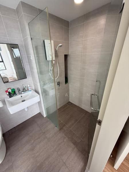 Service Residence for Rent at SouthPlace Residences @ Tropicana Metropark - Krystal Ng - Bathroom - PropertyGuru.com.my