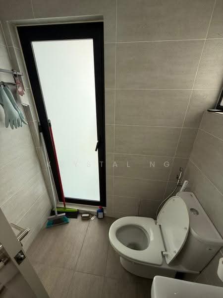 Service Residence for Rent at SouthPlace Residences @ Tropicana Metropark - Krystal Ng - Bathroom - PropertyGuru.com.my