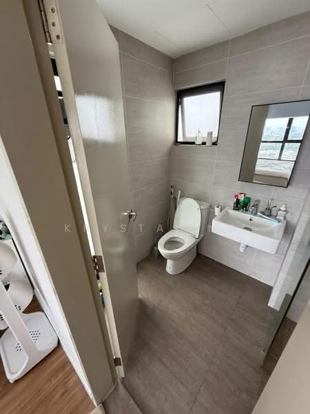 Service Residence for Rent at SouthPlace Residences @ Tropicana Metropark - Krystal Ng - Bathroom - PropertyGuru.com.my