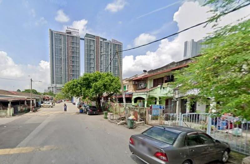 2-storey Terraced House for Sale in Taman Selayang Baru (Selayang) - Eugene Yap - Exterior - PropertyGuru.com.my