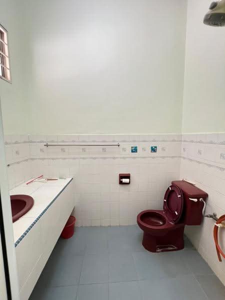 Rumah Teres 2-Tingkat untuk Dijual di Bandar Sri Damansara (Selangor) - Kim Meng Lew - Bathroom - PropertyGuru.com.my