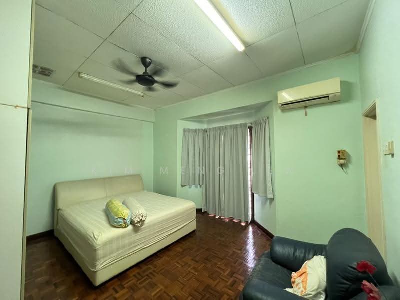Rumah Teres 2-Tingkat untuk Dijual di Bandar Sri Damansara (Selangor) - Kim Meng Lew - Bedroom - PropertyGuru.com.my