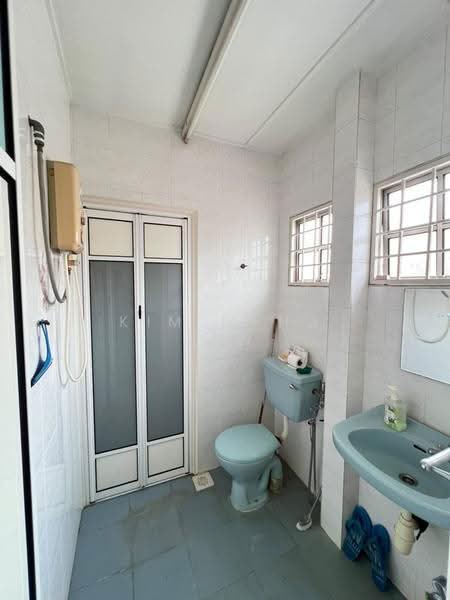 Rumah Teres 2-Tingkat untuk Dijual di Bandar Sri Damansara (Selangor) - Kim Meng Lew - Bathroom - PropertyGuru.com.my