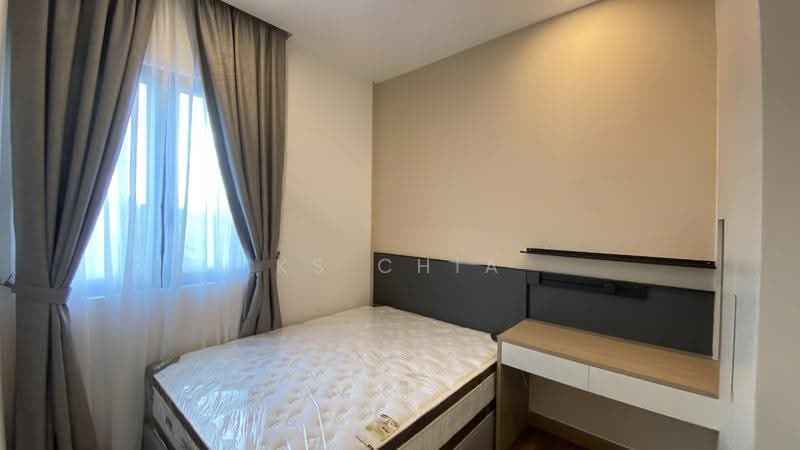 Kediaman Servis untuk Dijual di Aster Green - KS Chia - Bedroom - PropertyGuru.com.my